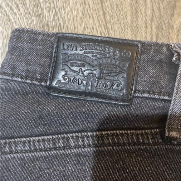 Levis high rise skinny jeans - Picture 6 of 6